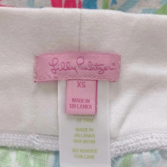 Lilly Pulitzer Linen Beach Short Let's Cha Cha original Colorway - Picture 4 of 7